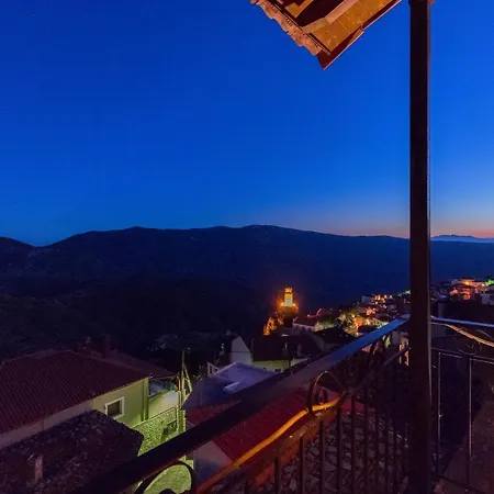 Katsarou Apartments Arachova Extérieur photo