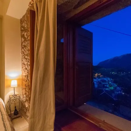 Katsarou Apartments Arachova Extérieur photo