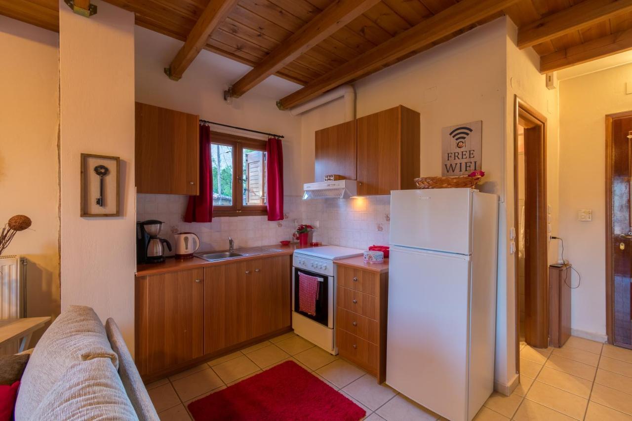 Katsarou * Arachova