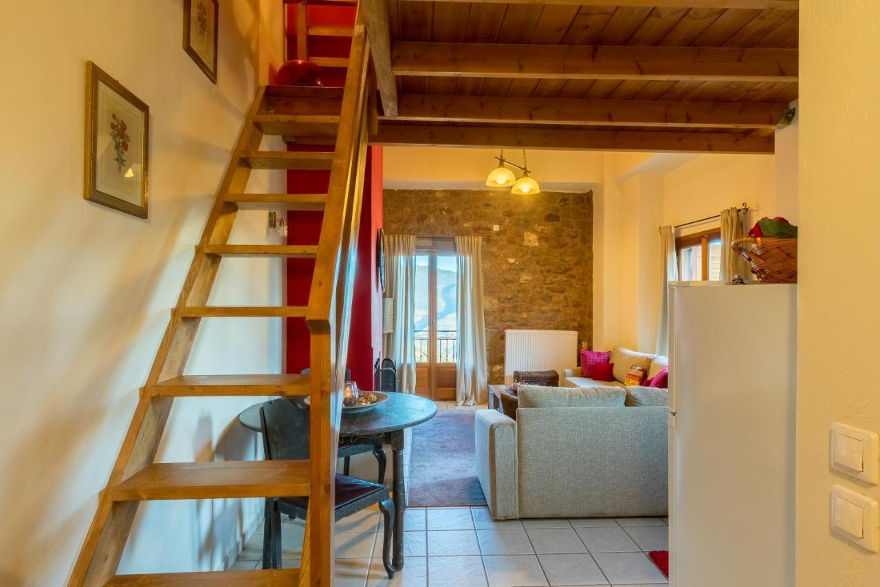 Katsarou Apartment *